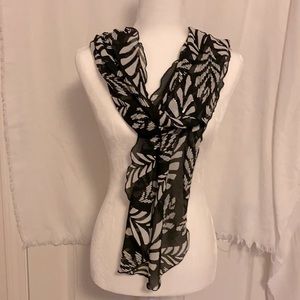 Stylish 80” Scarf 🧣